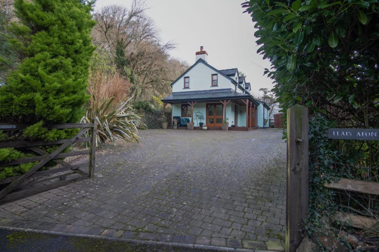 Llais Afon - 3 Bedroom Holiday Home - Fishguard Esterno foto