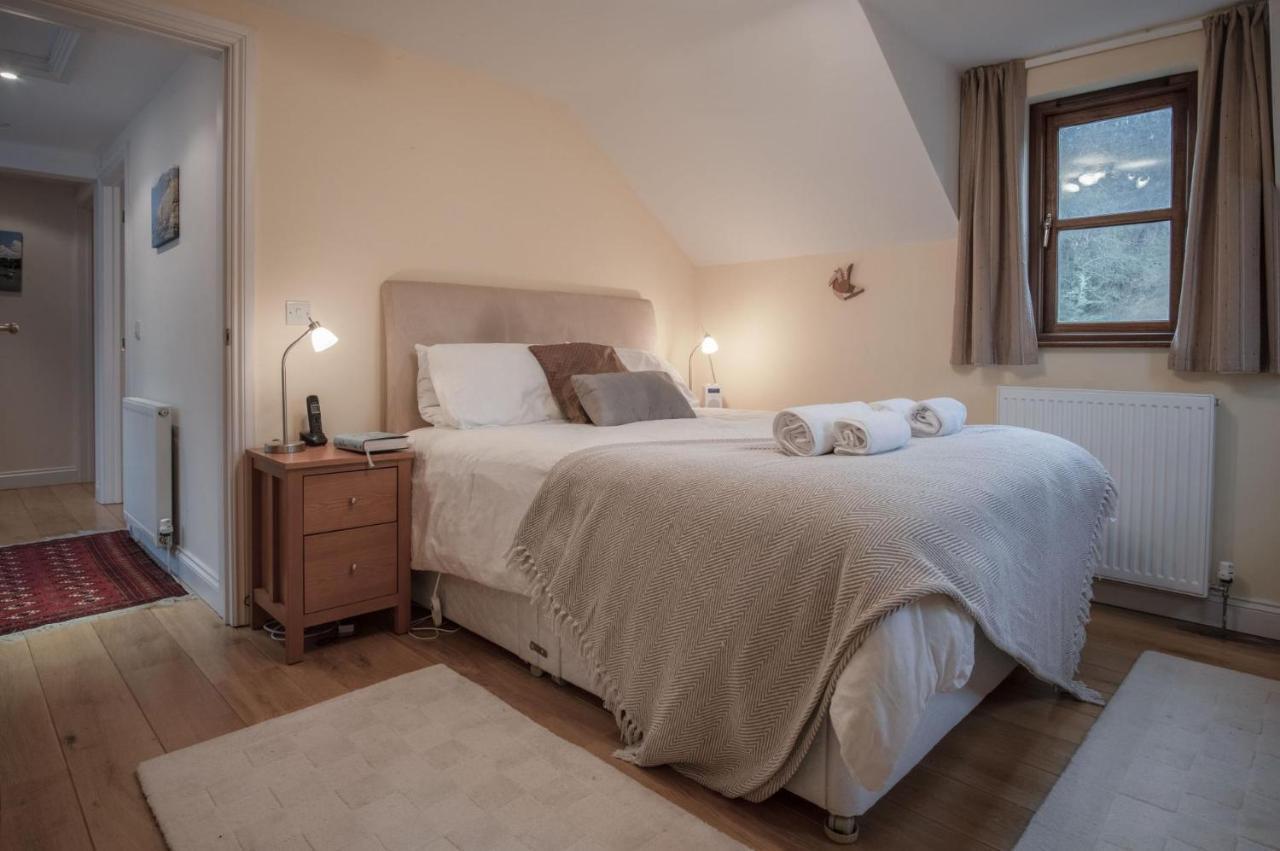Llais Afon - 3 Bedroom Holiday Home - Fishguard Esterno foto