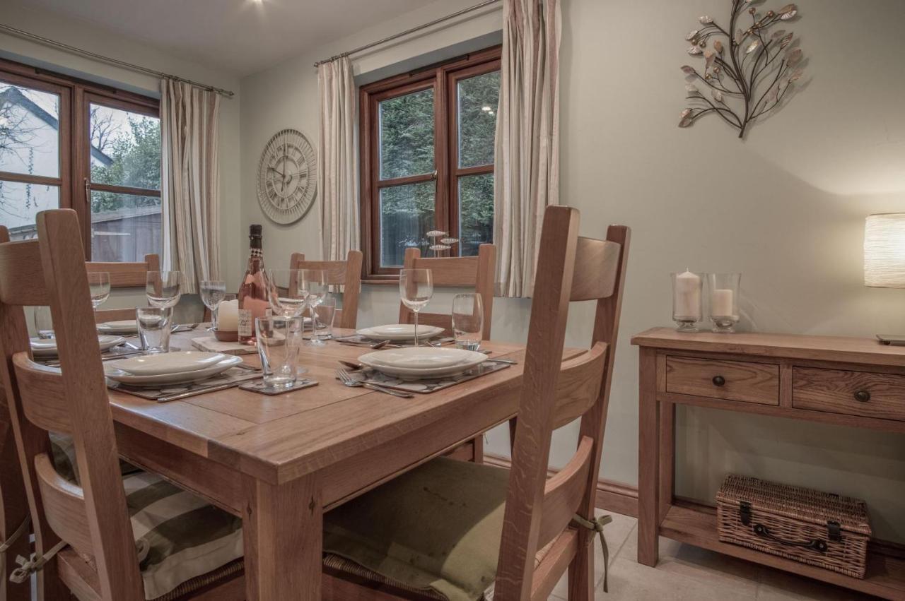 Llais Afon - 3 Bedroom Holiday Home - Fishguard Esterno foto