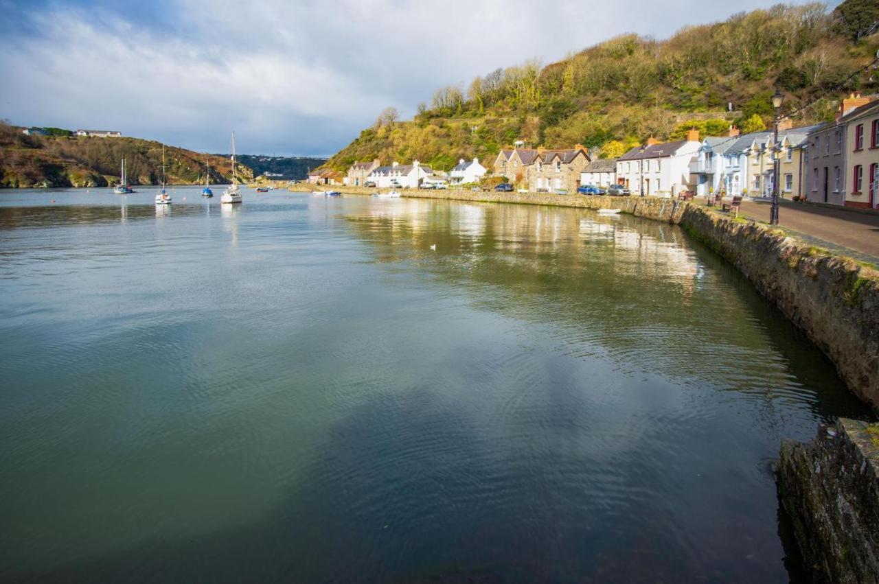 Llais Afon - 3 Bedroom Holiday Home - Fishguard Esterno foto
