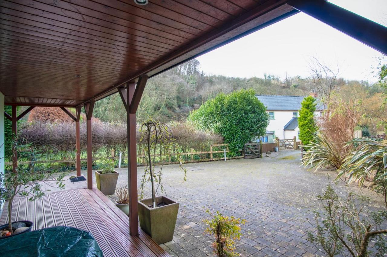 Llais Afon - 3 Bedroom Holiday Home - Fishguard Esterno foto